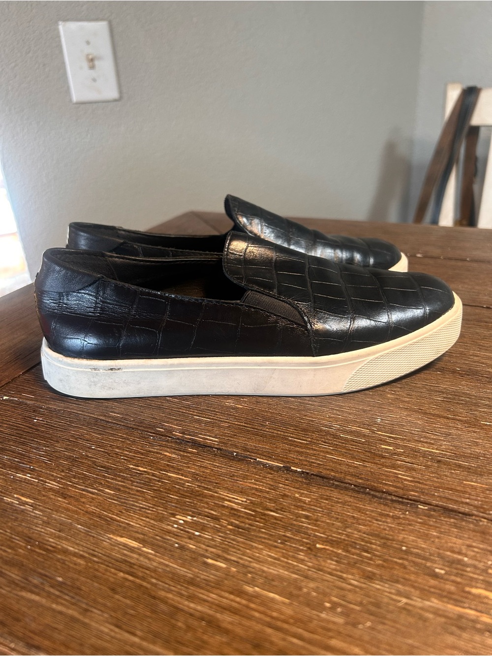 Cole Haan Grandseries croc embossed leather slip ons size 6.5 - Picture 3 of 10